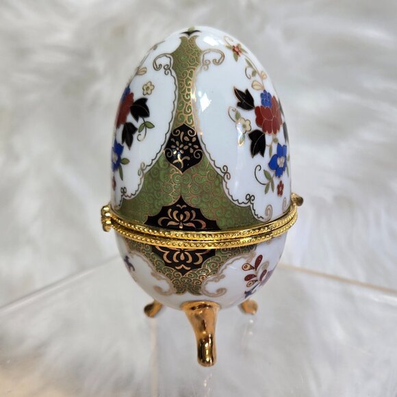 Porcelain Egg Shaped Trinket Box Floral Design Green Scroll 4"T - Picture 6 of 9